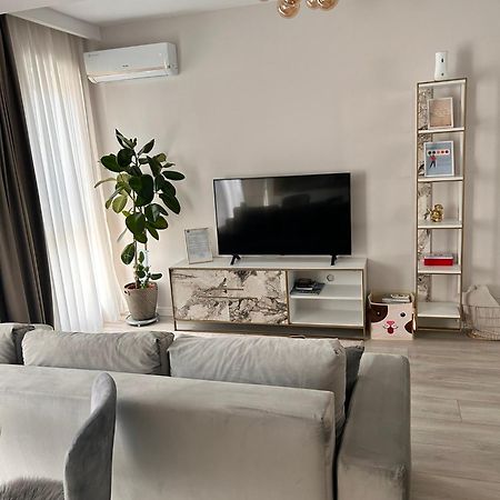 Elegance Apartment Bucureşti Ngoại thất bức ảnh